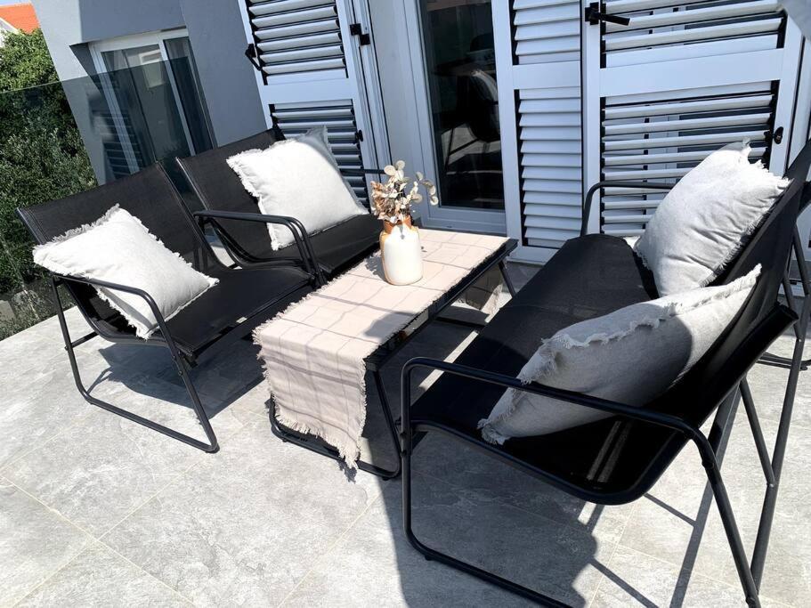 Deluxe Suites Anna Vodice Ngoại thất bức ảnh