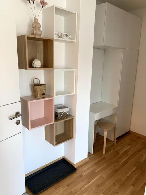 Deluxe Suites Anna Vodice Ngoại thất bức ảnh
